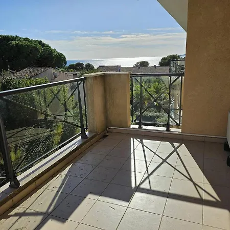 T2 Standing, Piscine, Clim, Proche Plage, Parking, Animaux Ok - Fr-1-768-47 Apartment Les Issambres